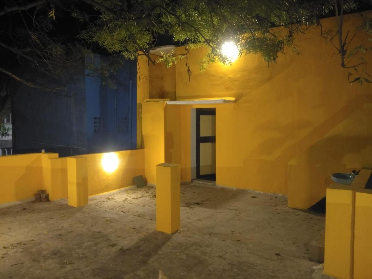 Nks Homestay ポンディシェリ エクステリア 写真