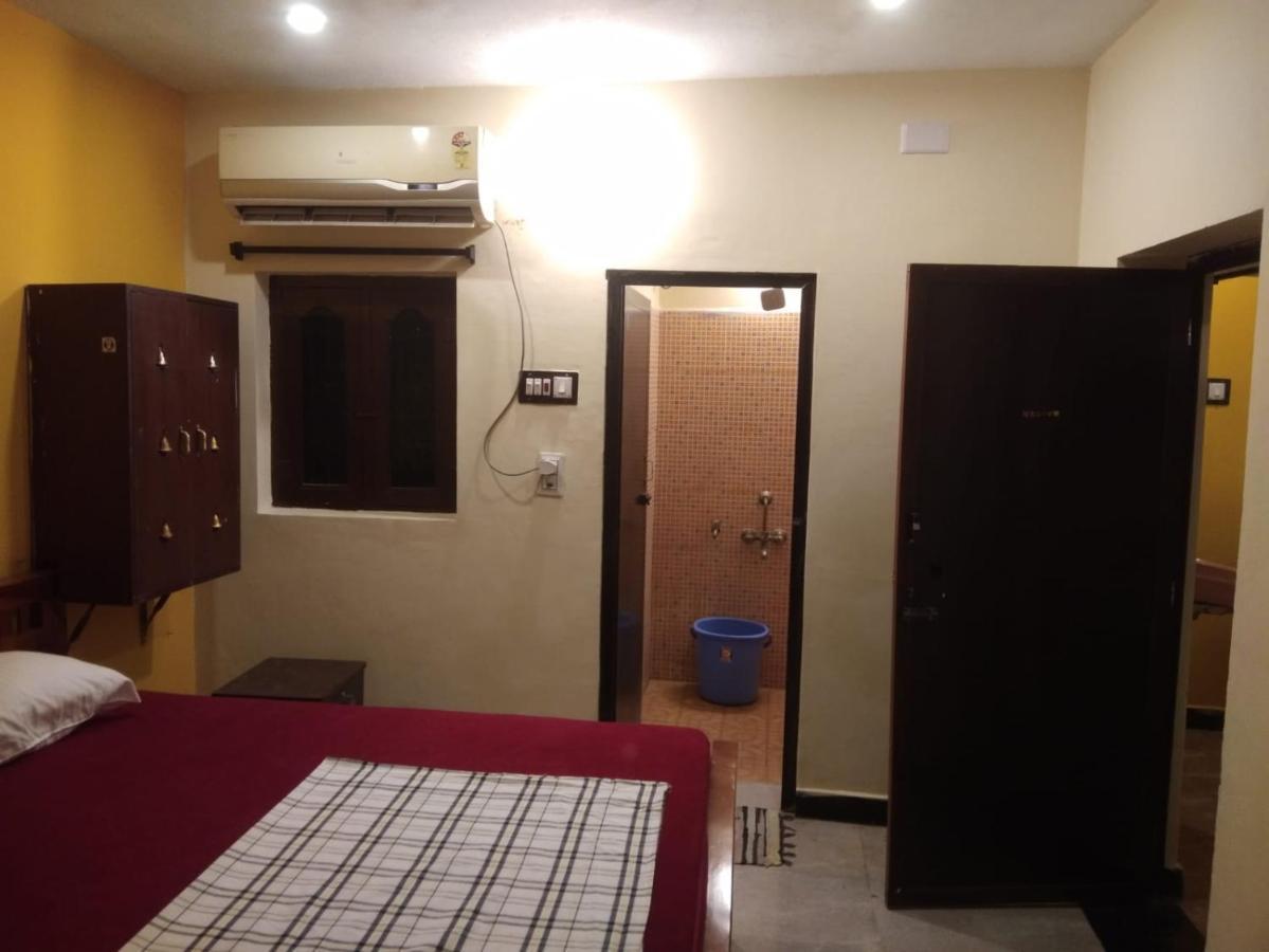 Nks Homestay ポンディシェリ エクステリア 写真
