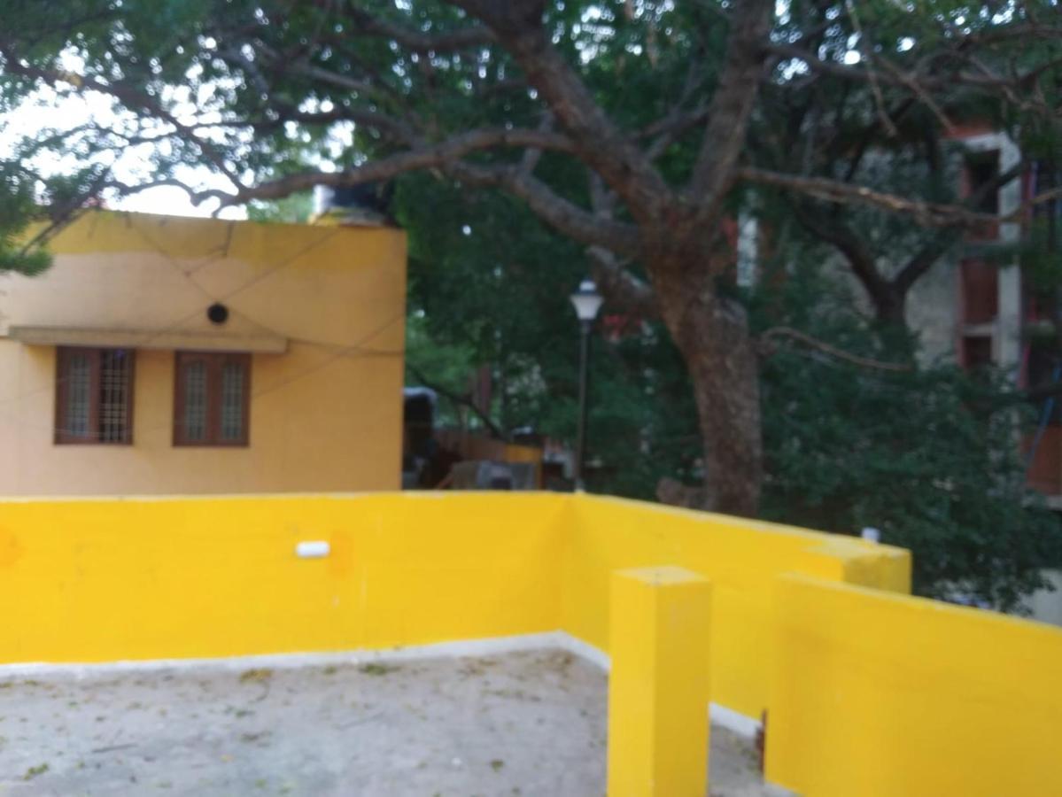 Nks Homestay ポンディシェリ エクステリア 写真