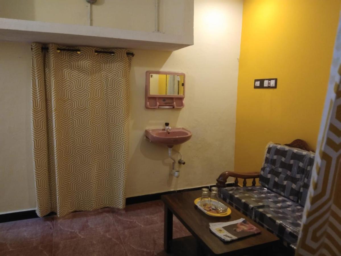 Nks Homestay ポンディシェリ エクステリア 写真