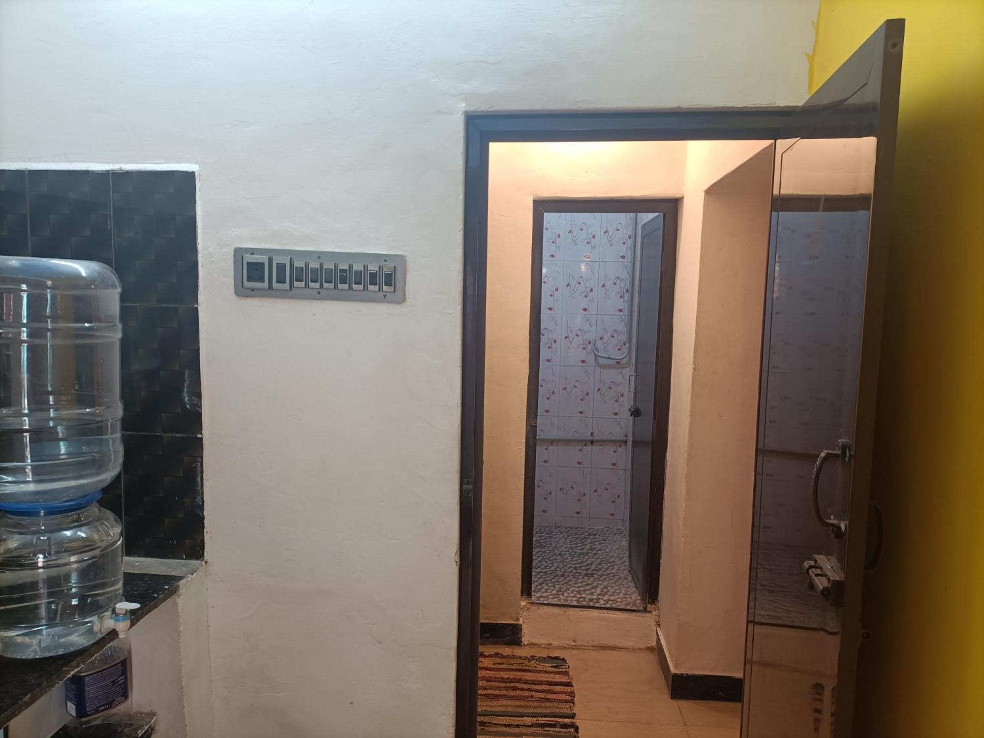 Nks Homestay ポンディシェリ エクステリア 写真
